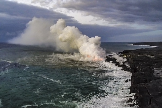 噴火と溶岩流 ハワイ州観光局公式ラーニングサイト